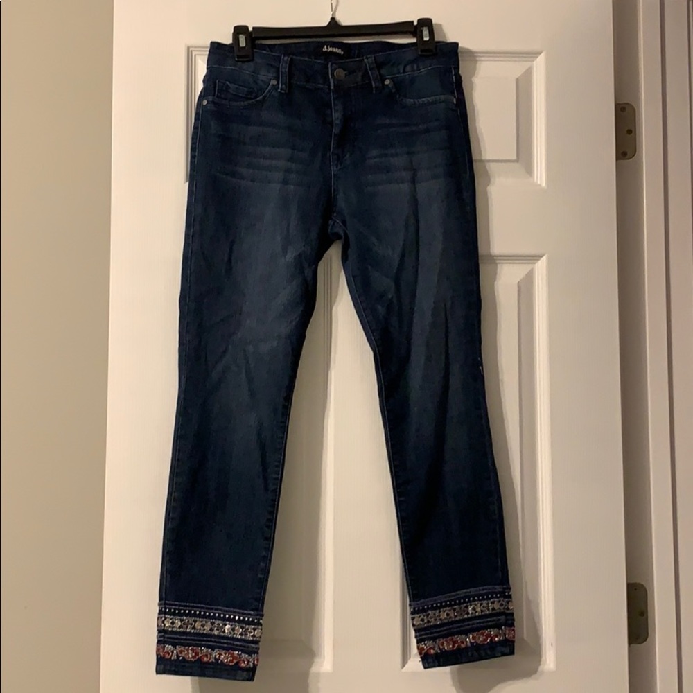 Ankle length jeans